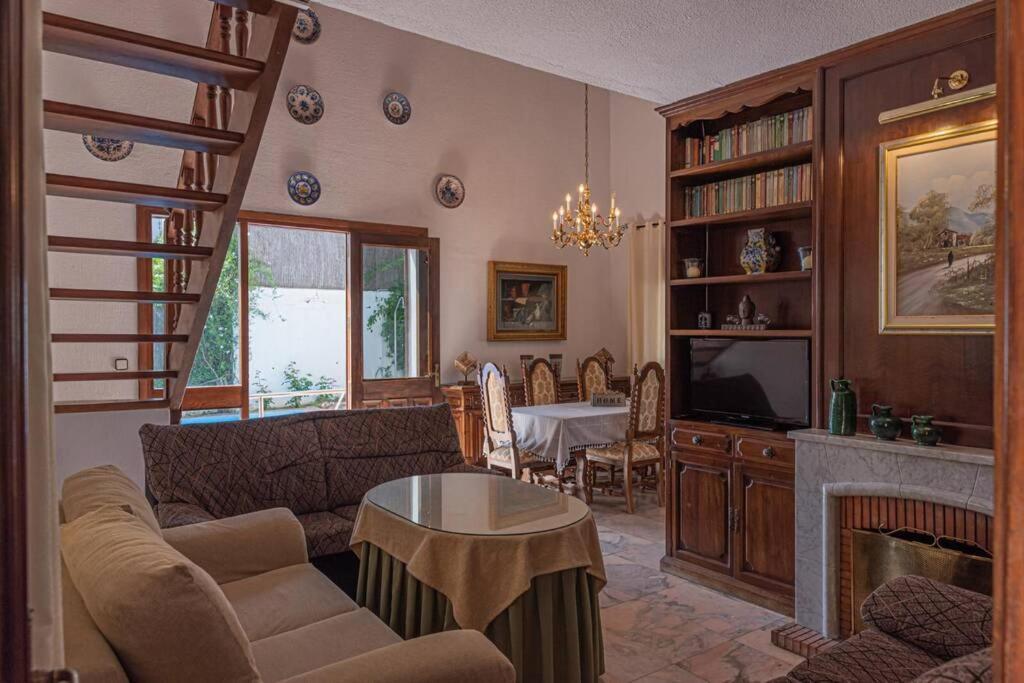 Casa La Albaida, Estacion De كورتيس دي لا فرونتيرا المظهر الخارجي الصورة